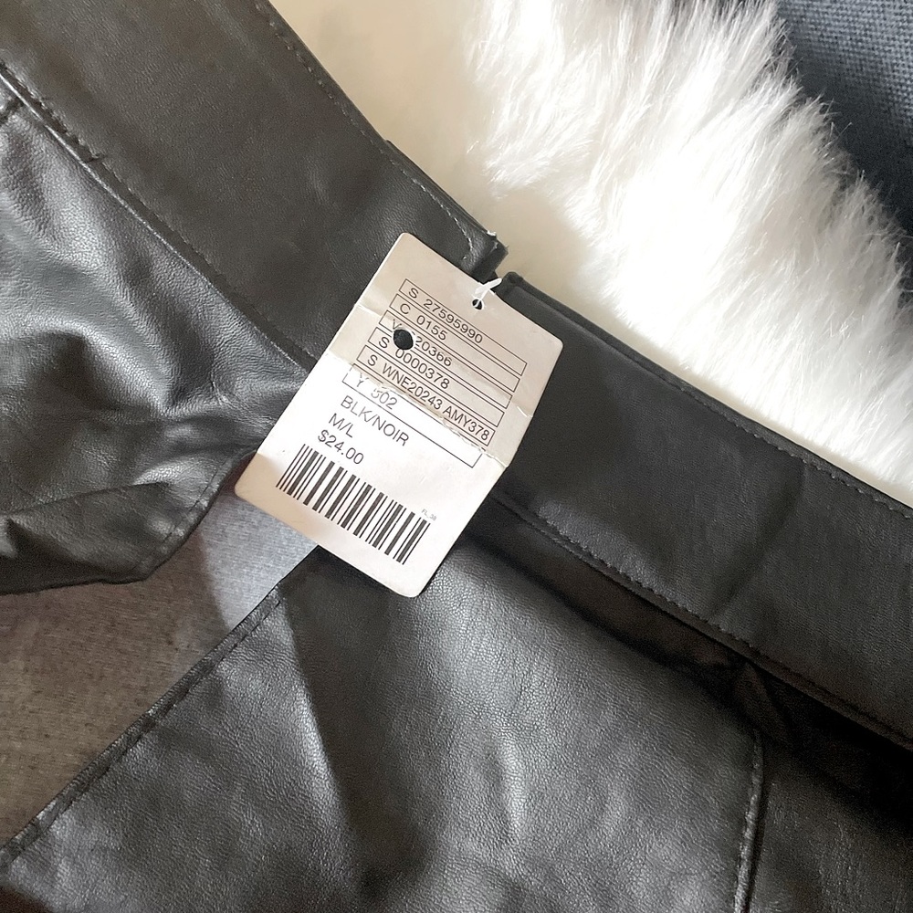 Urban Outfitters Black Faux Leather Peplum Belt